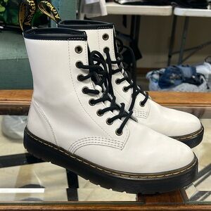 White Dr. Martens boots size 7 ladies